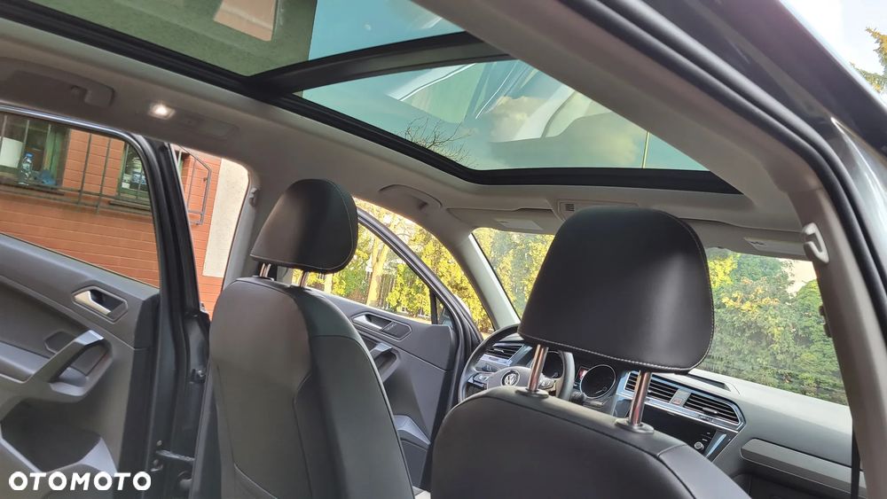 Volkswagen Tiguan Allspace - 15