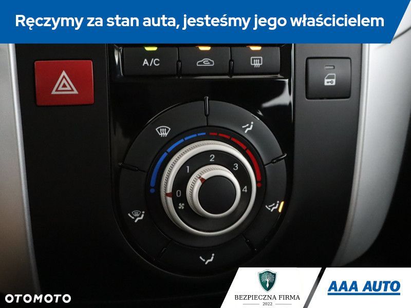 Kia Venga - 17