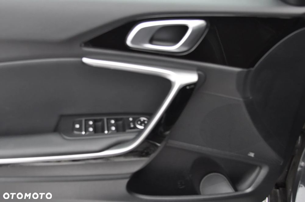 Kia XCeed 1.5 T-GDI OPF DCT7 (48V Mild Hybrid) SPIRIT - 26