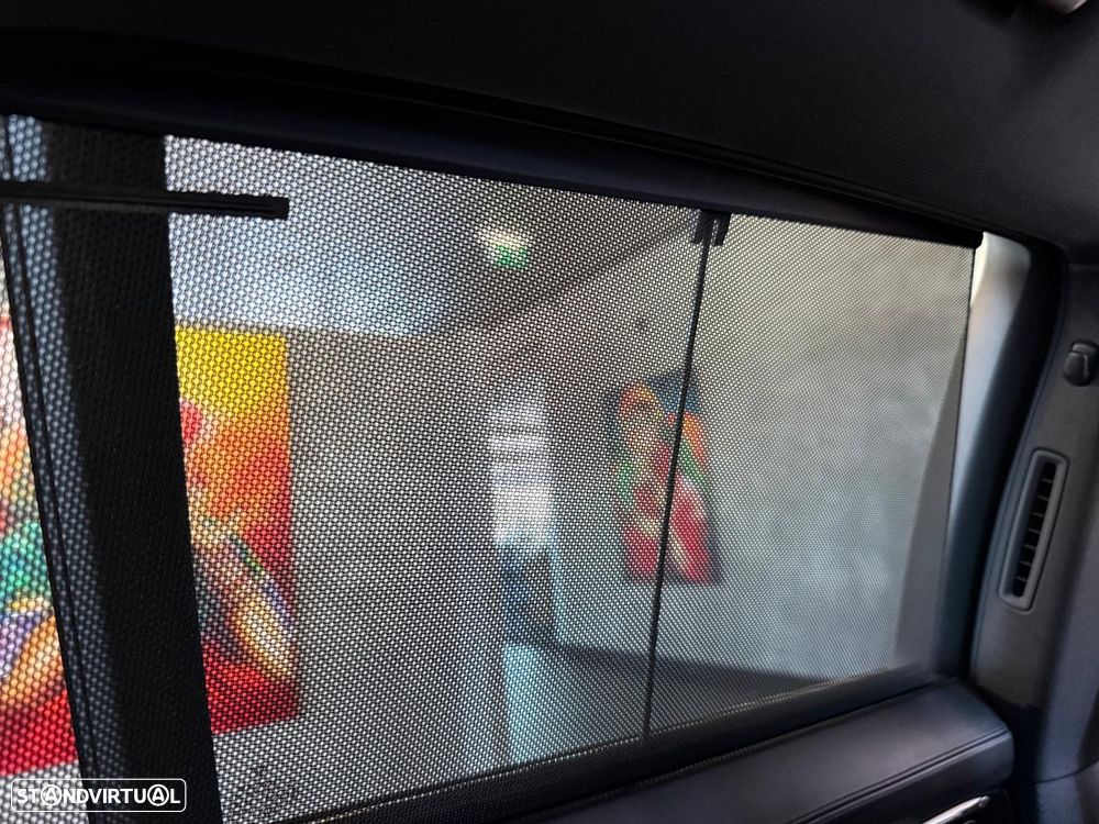 Porsche Panamera Sport Turismo - 25