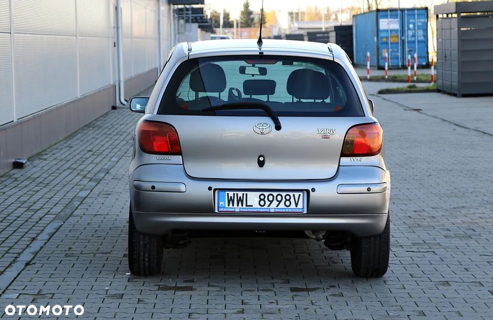 Toyota Yaris 1.3 Sol - 6