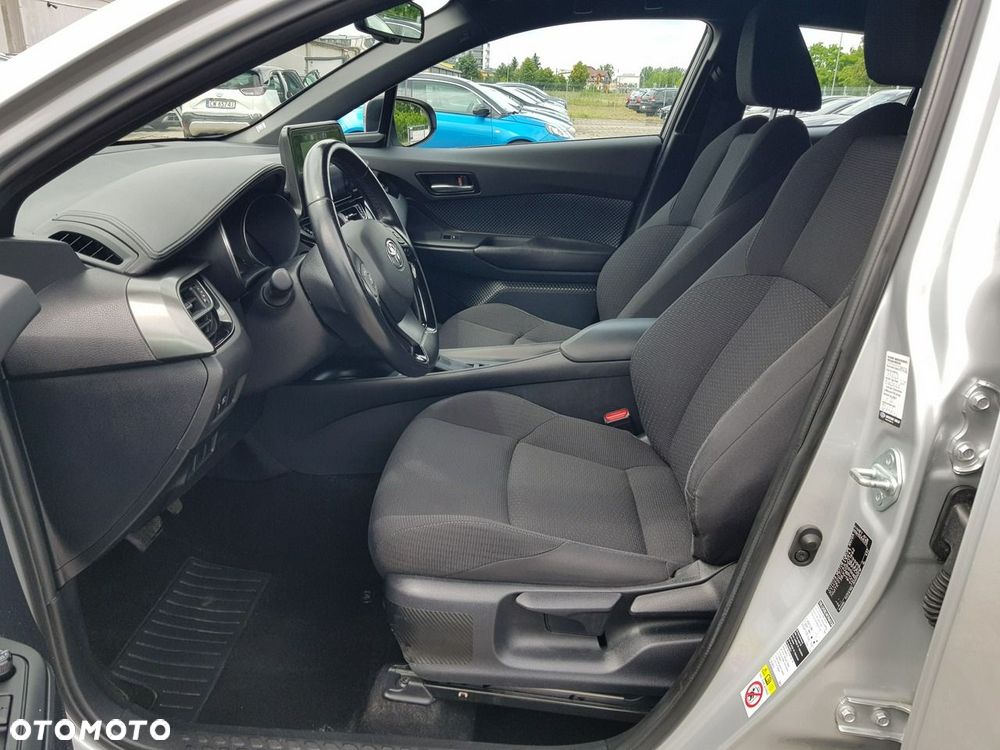 Toyota C-HR 1.2 Turbo Multidrive Flow - 9