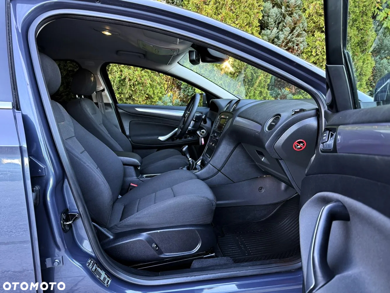 Ford Mondeo - 33