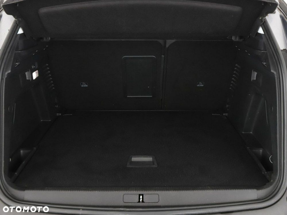 Peugeot 3008 1.2 PureTech Allure S&S EAT6 - 20