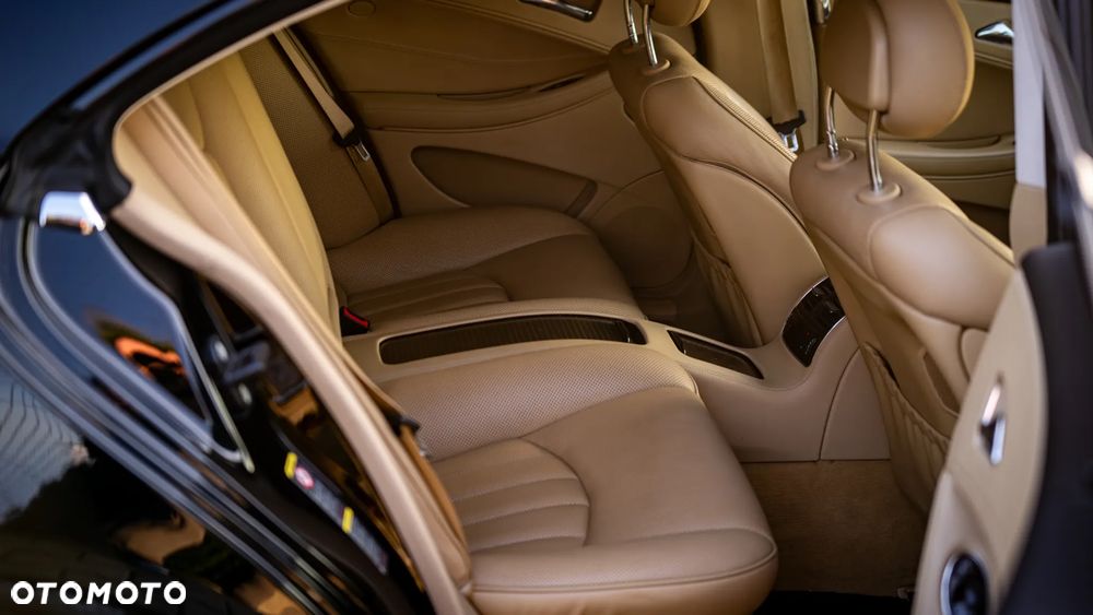 Mercedes-Benz CLS - 20