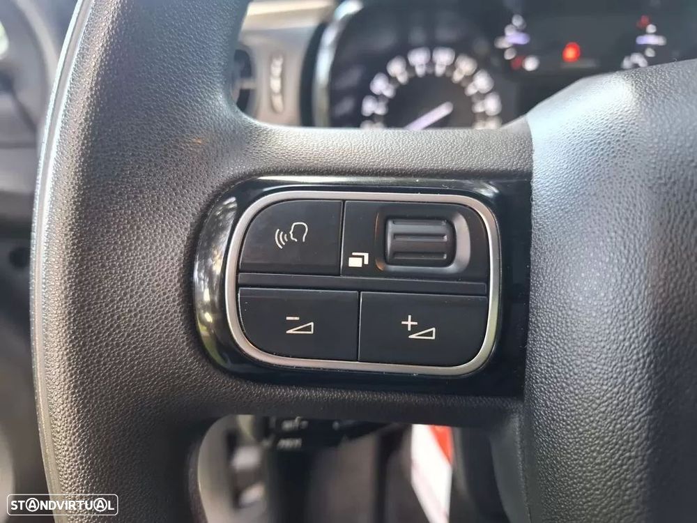 Citroën C3 1.2 PureTech Shine - 31