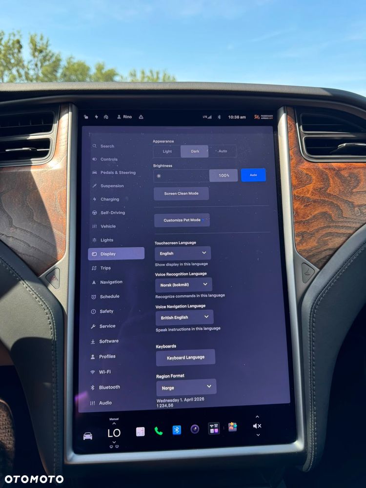 Tesla Model X Long Range - 38