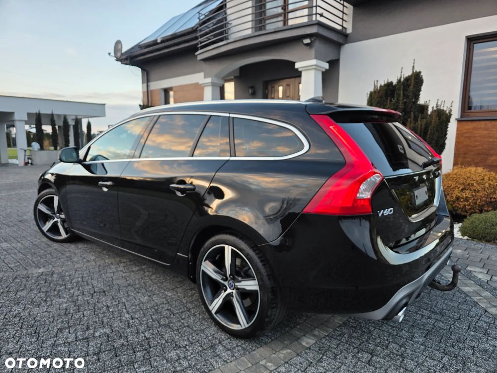 Volvo V60 D3 Geartronic R-Design - 3