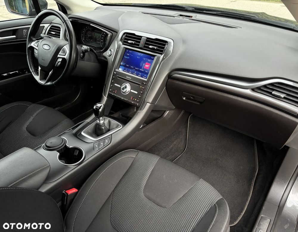 Ford Mondeo Turnier 2.0 EcoBlue Titanium - 14