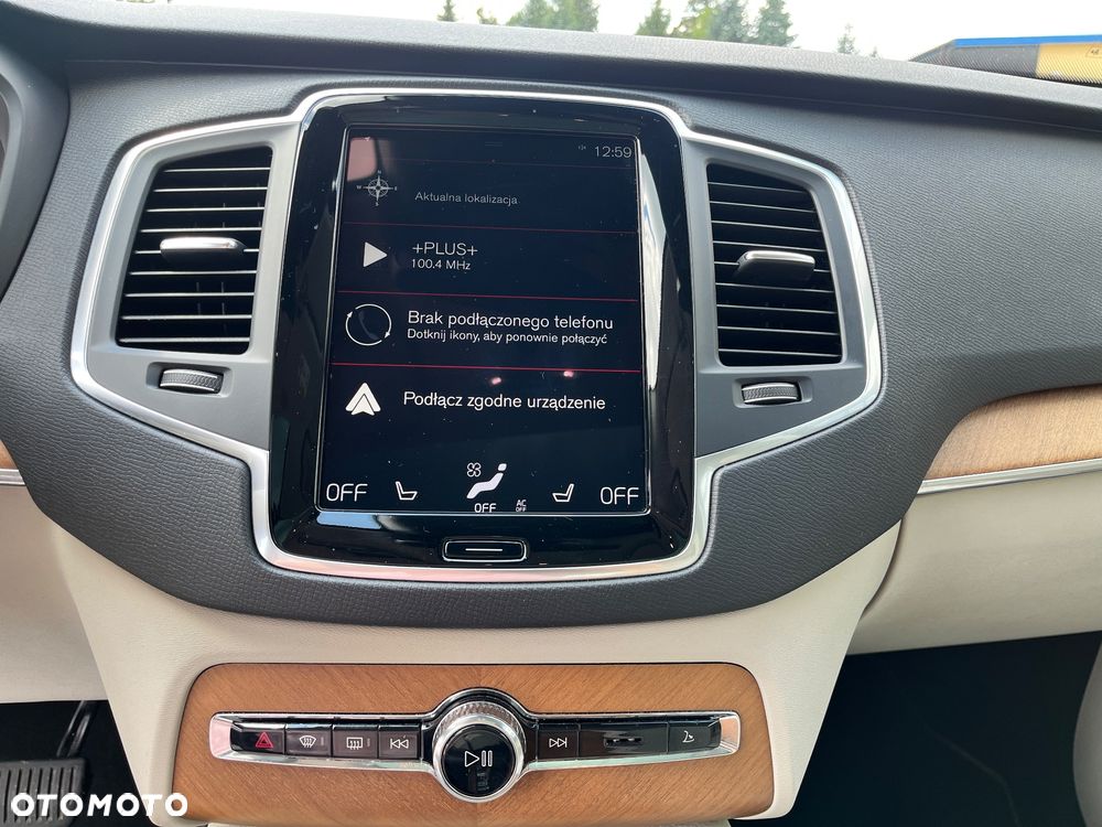 Volvo XC 90 B5 D AWD Momentum Pro - 19