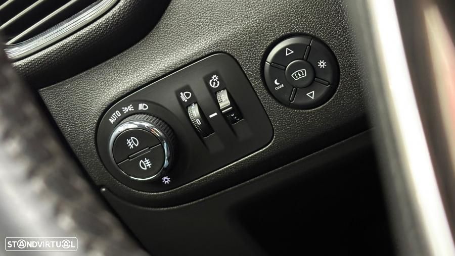 Opel Crossland X 1.2 S&S Auto 120 Anos - 14