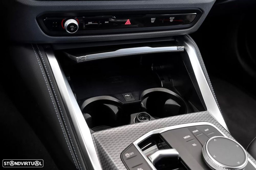 BMW i4 eDrive40 Pack Desportivo M - 12