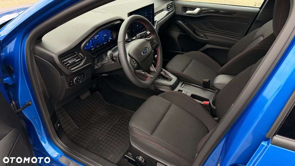 Ford Focus 1.0 EcoBoost mHEV ST-Line X - 10