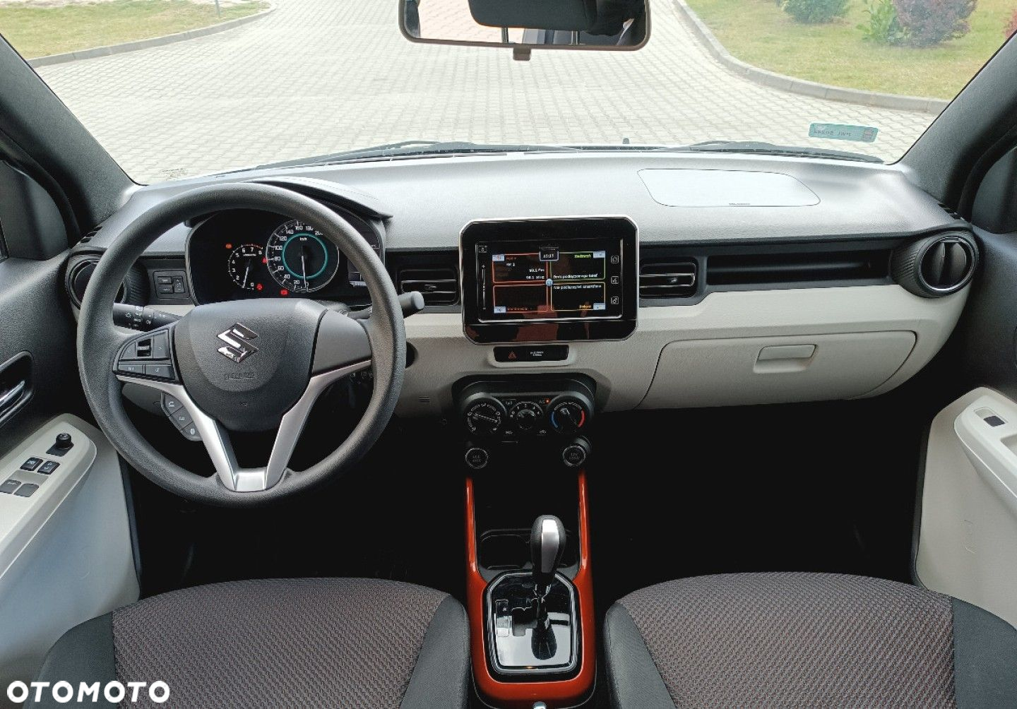 Suzuki Ignis - 22