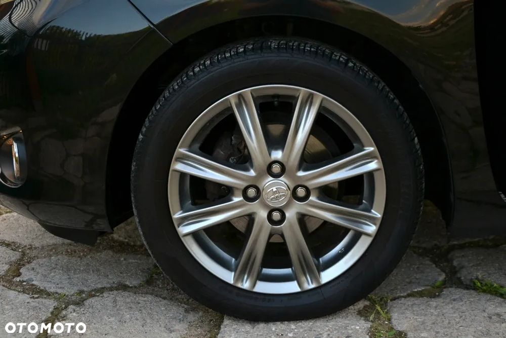 Toyota Yaris 1.33 VVT-i Executive - 36