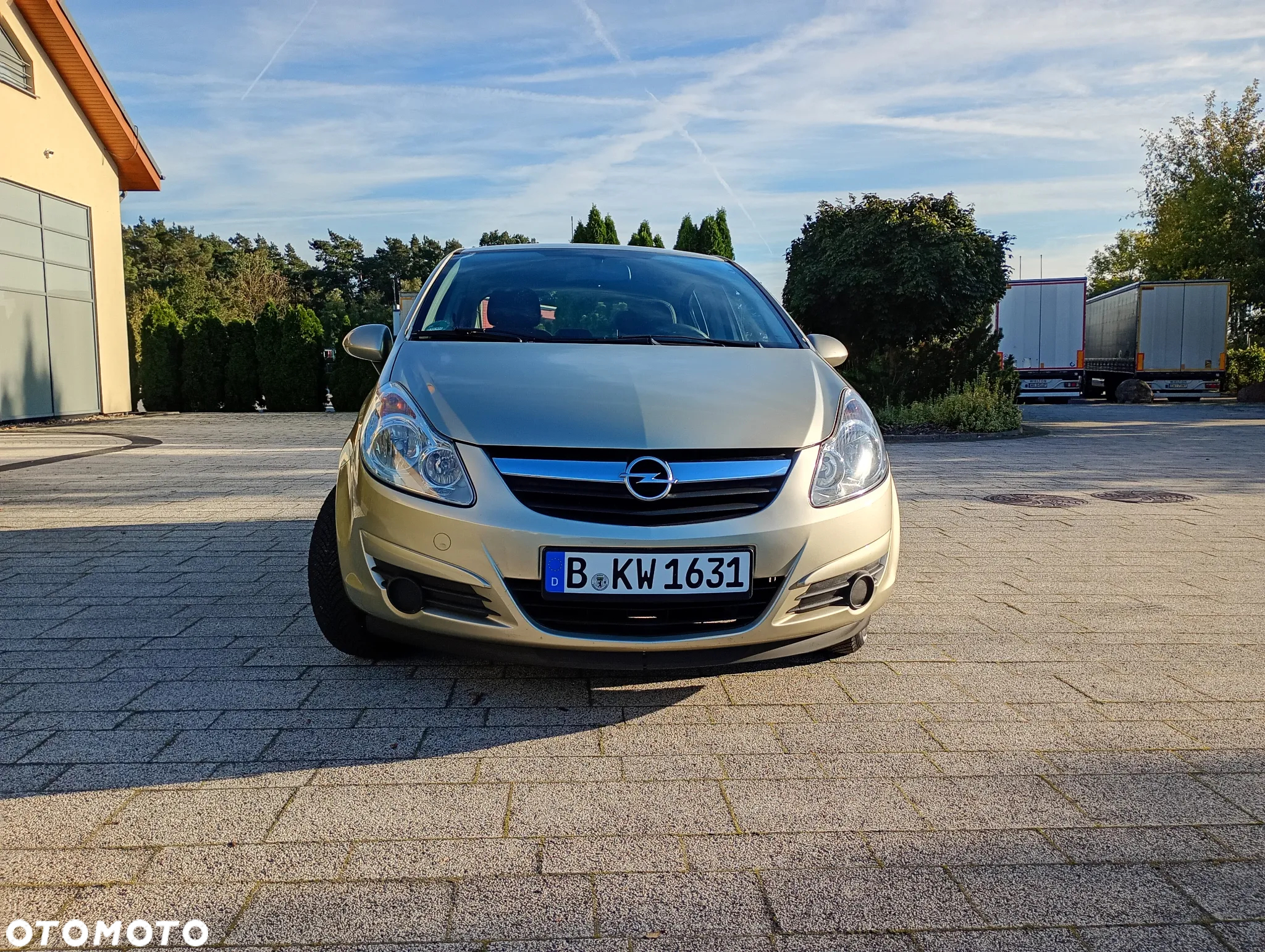 Opel Corsa 1.4 16V Edition - 10
