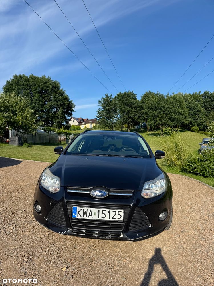 Ford Focus 1.6 Ambiente - 11
