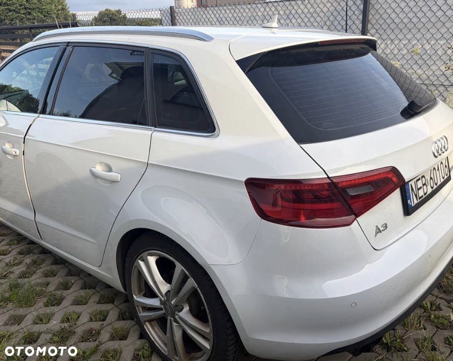 Audi A3 Sportback 1.4 TFSI Ambition S tronic - 4