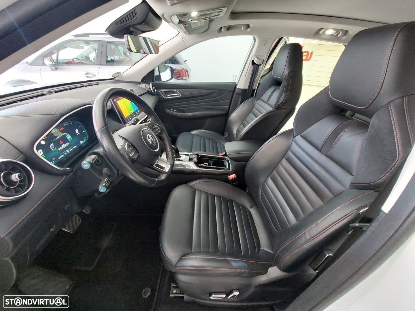MG EHS PHEV Luxury - 19