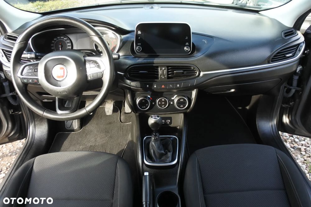 Fiat Tipo Kombi 1.6 MultiJet Lounge - 30