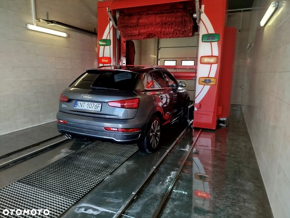 Audi Q3 2.0 TDI Quattro Design S tronic - 30