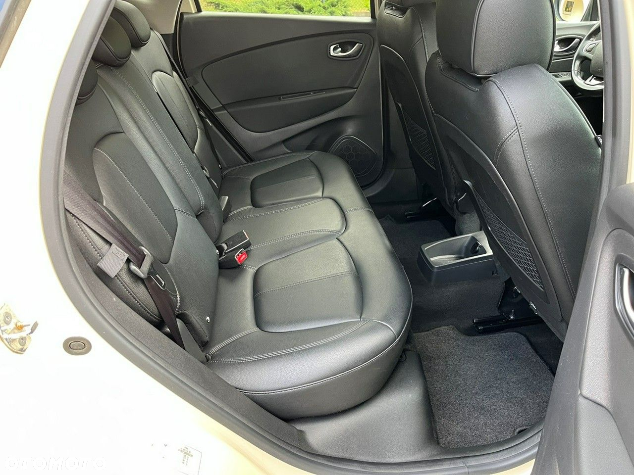 Renault Captur (ENERGY) TCe 90 INTENS - 18