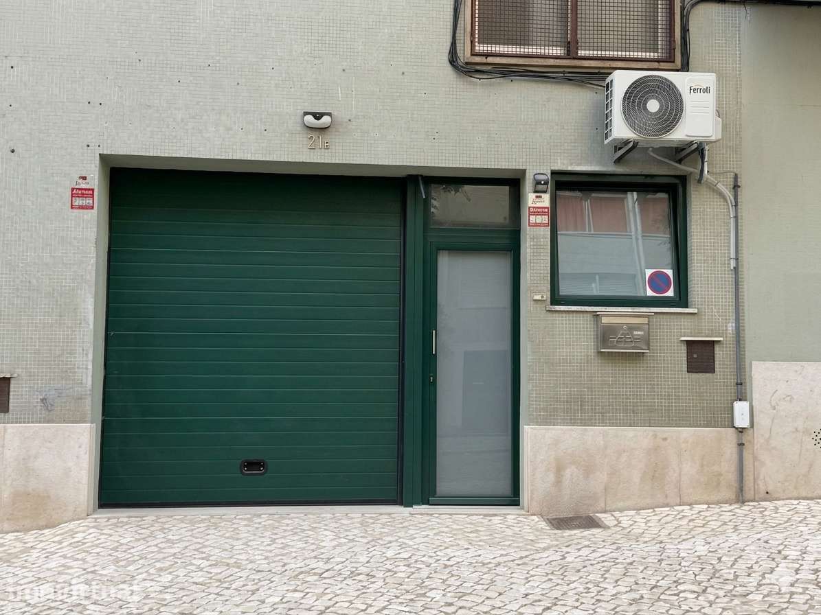 Armazém de 80m² em Almada com escritório - Grande imagem: 2/7