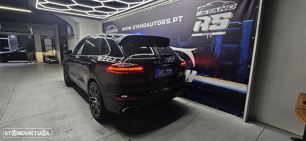 Porsche Cayenne Standard - 8