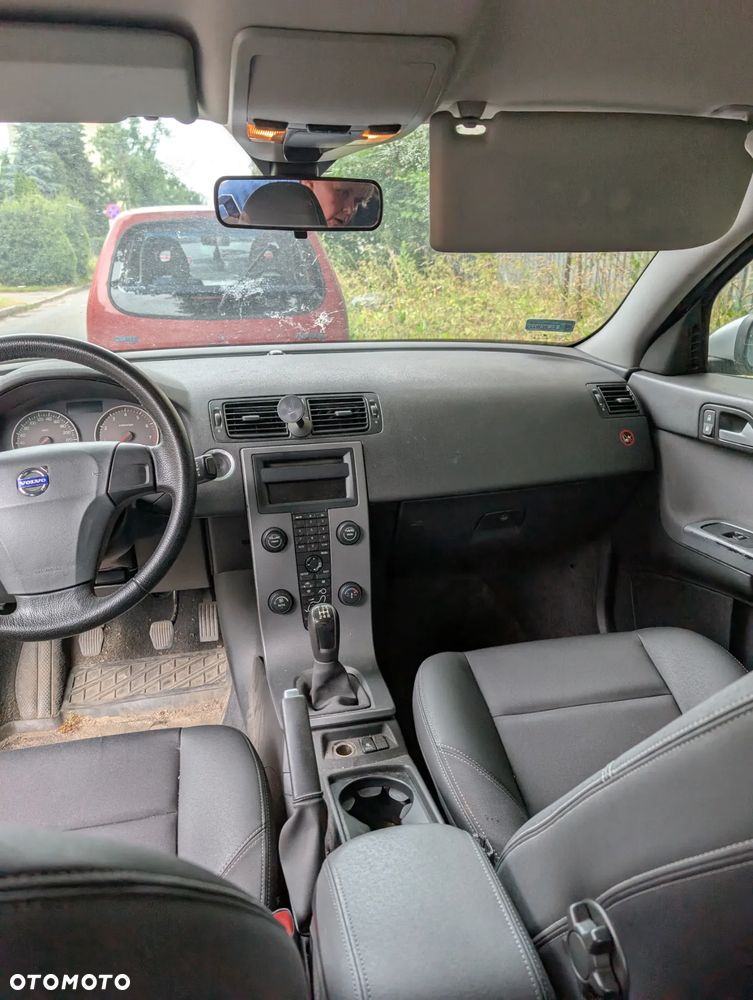 Volvo S40 1.8 - 9