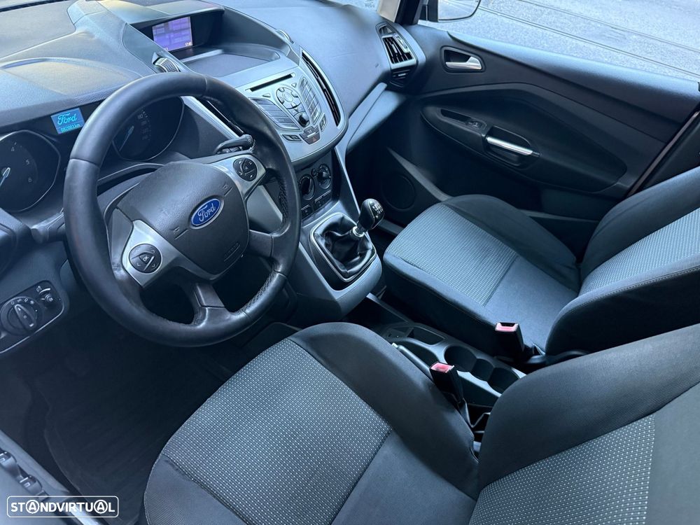 Ford Grand C-Max 1.6 TDCi S&S Ambiente - 9
