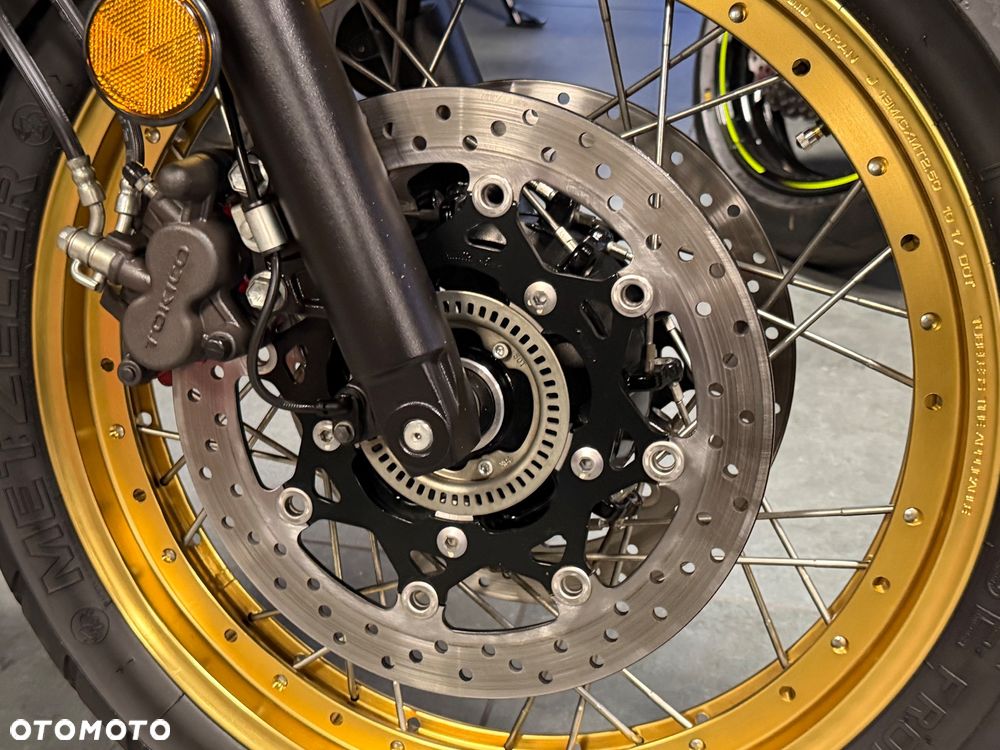 Suzuki V-STROM - 21