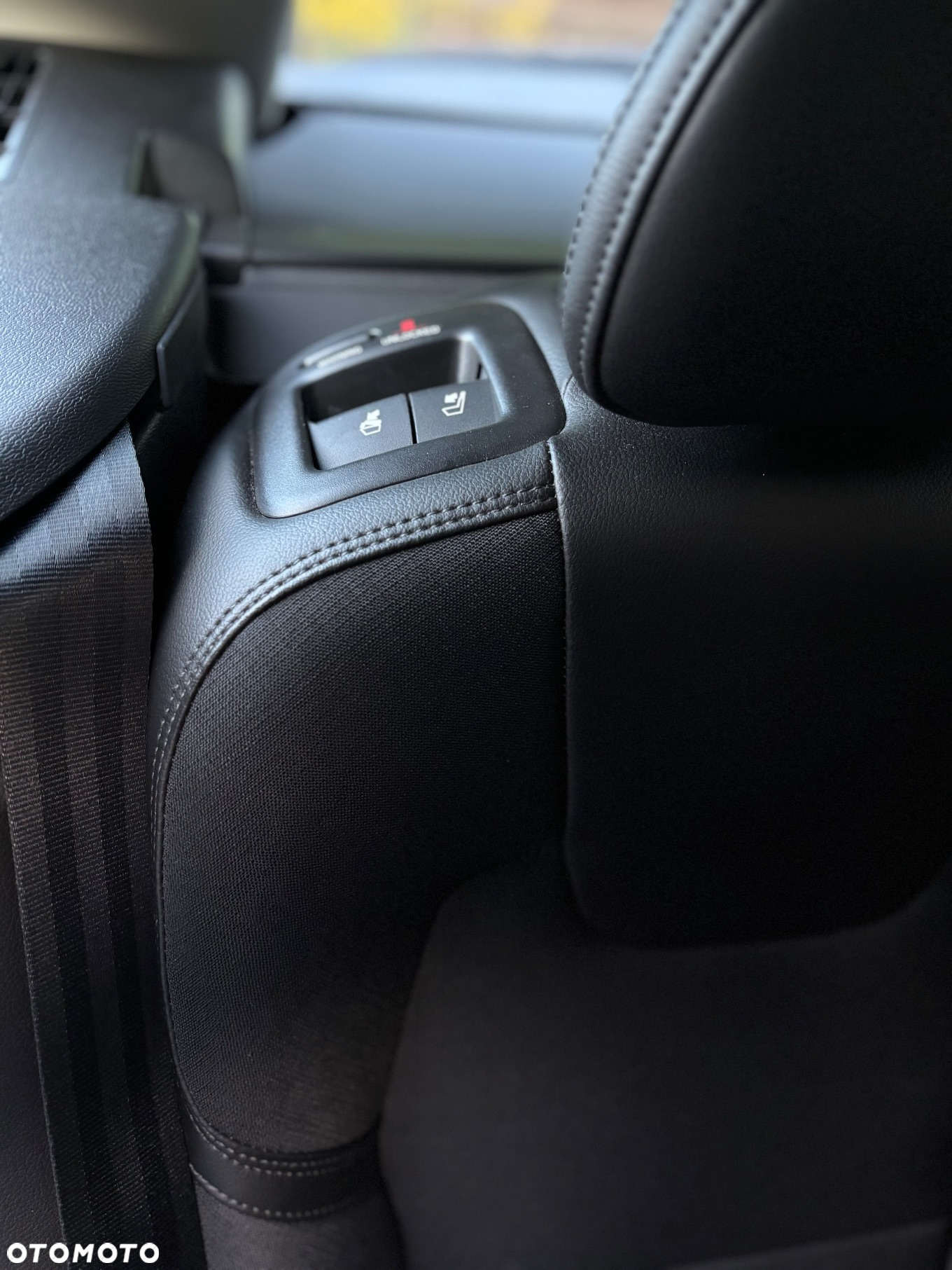 Volvo XC 60 D4 AWD Momentum - 34
