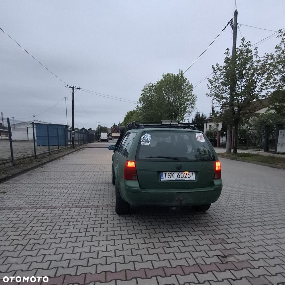 Volkswagen Golf - 4