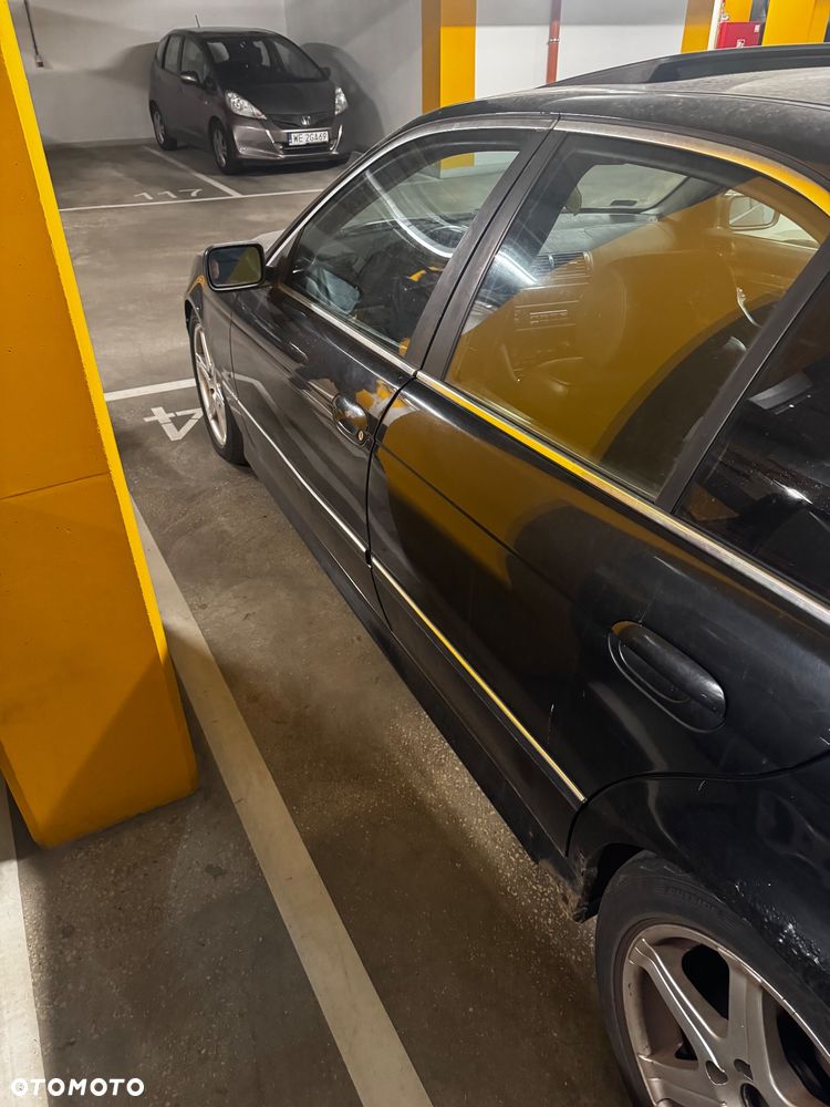 BMW Seria 5 - 38