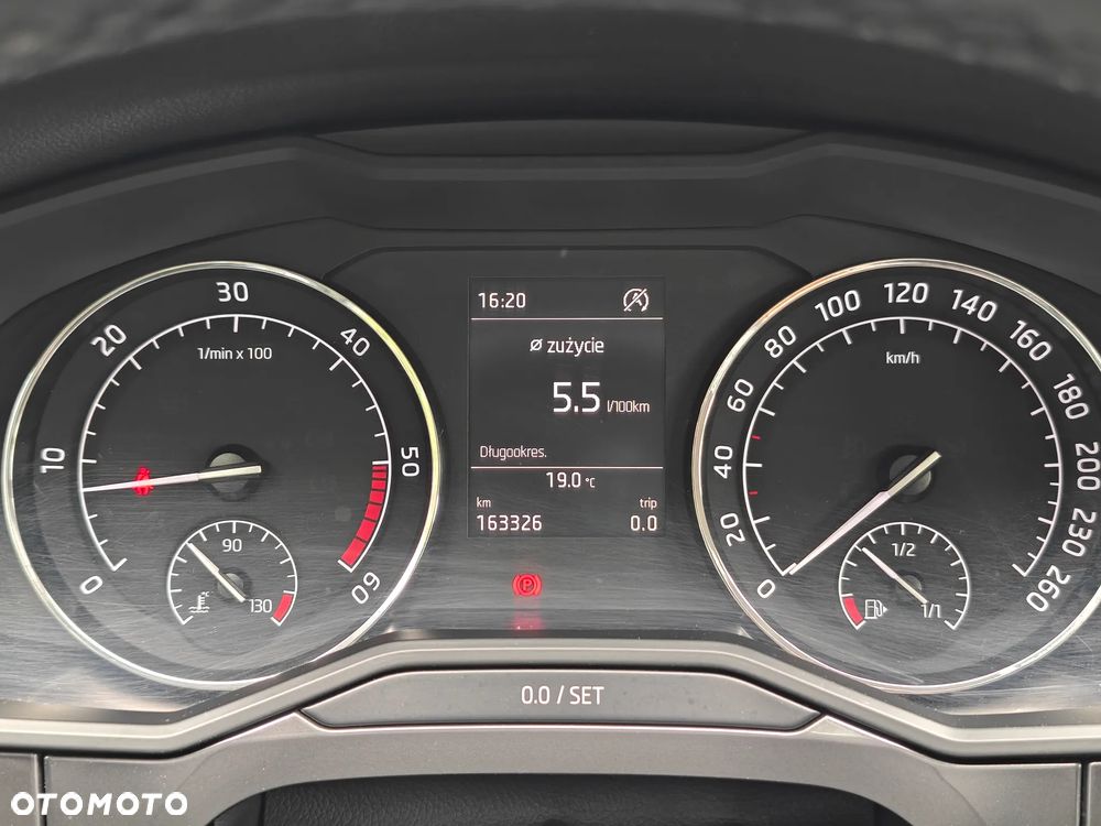 Skoda Superb 2.0 TDI Active - 13