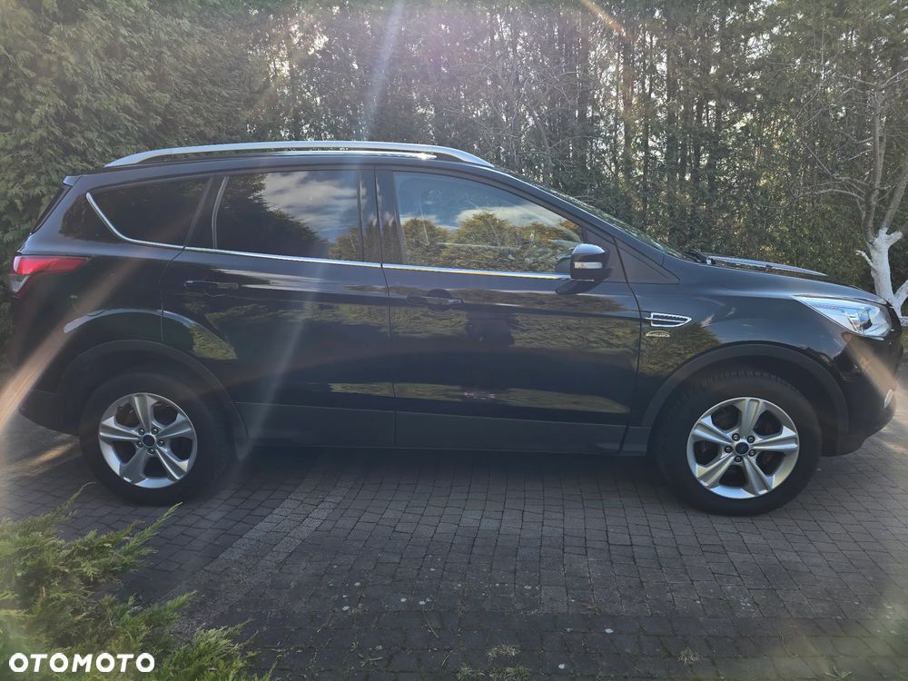 Ford Kuga 1.5 EcoBoost 2x4 Cool & Connect - 3