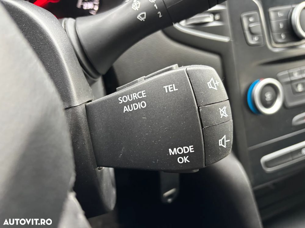 Renault Megane Blue dCi 116 Life - 18