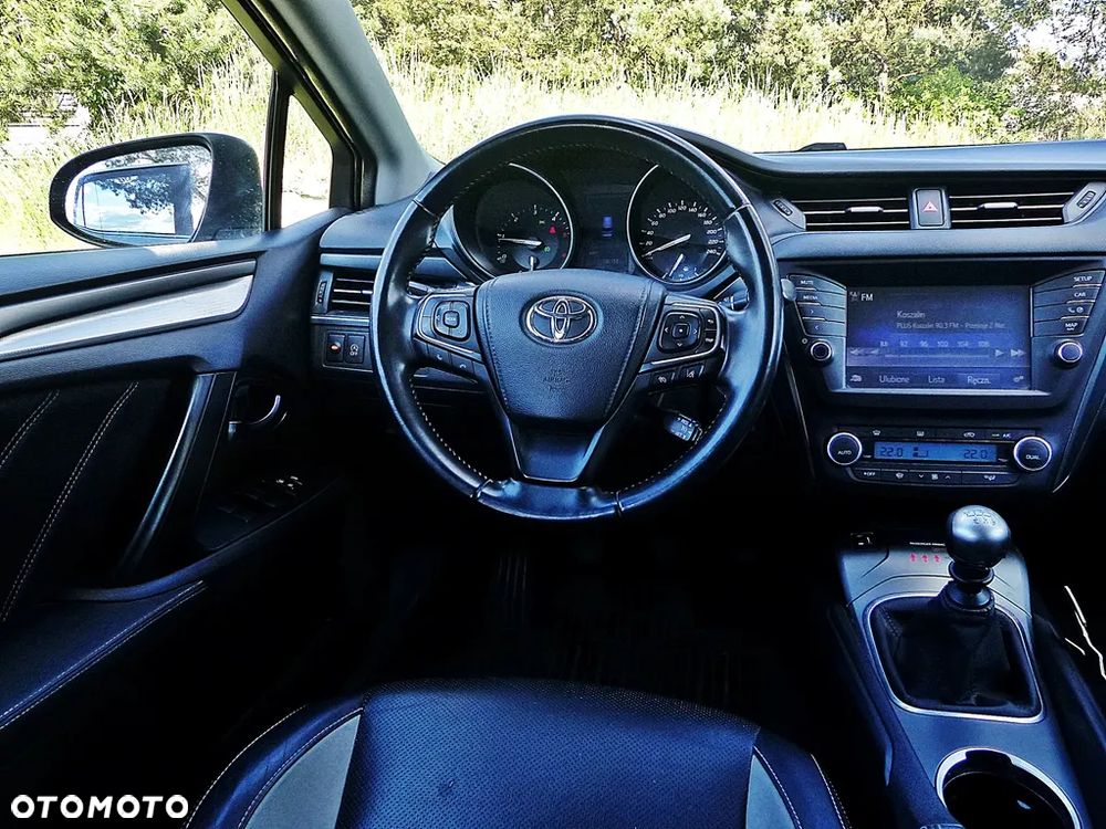 Toyota Avensis 2.0 D-4D Premium - 36