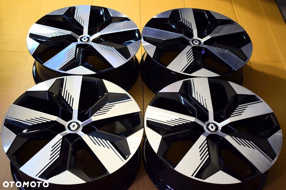 RENAULT 20 Megane V E-TECH Nowy Model Oryginał Jak Nowe - 1