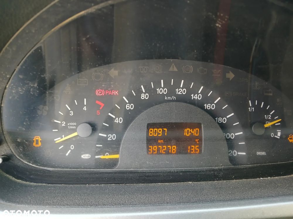 Mercedes-Benz Viano - 7