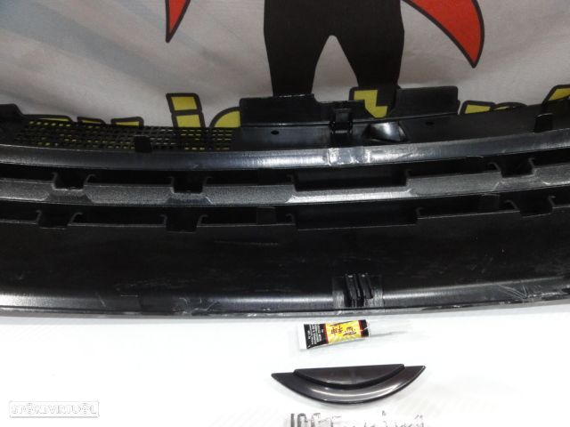 Grelha frontal sem simbolo VW Golf 4 / IV ABS (plástico) (material novo) - 10