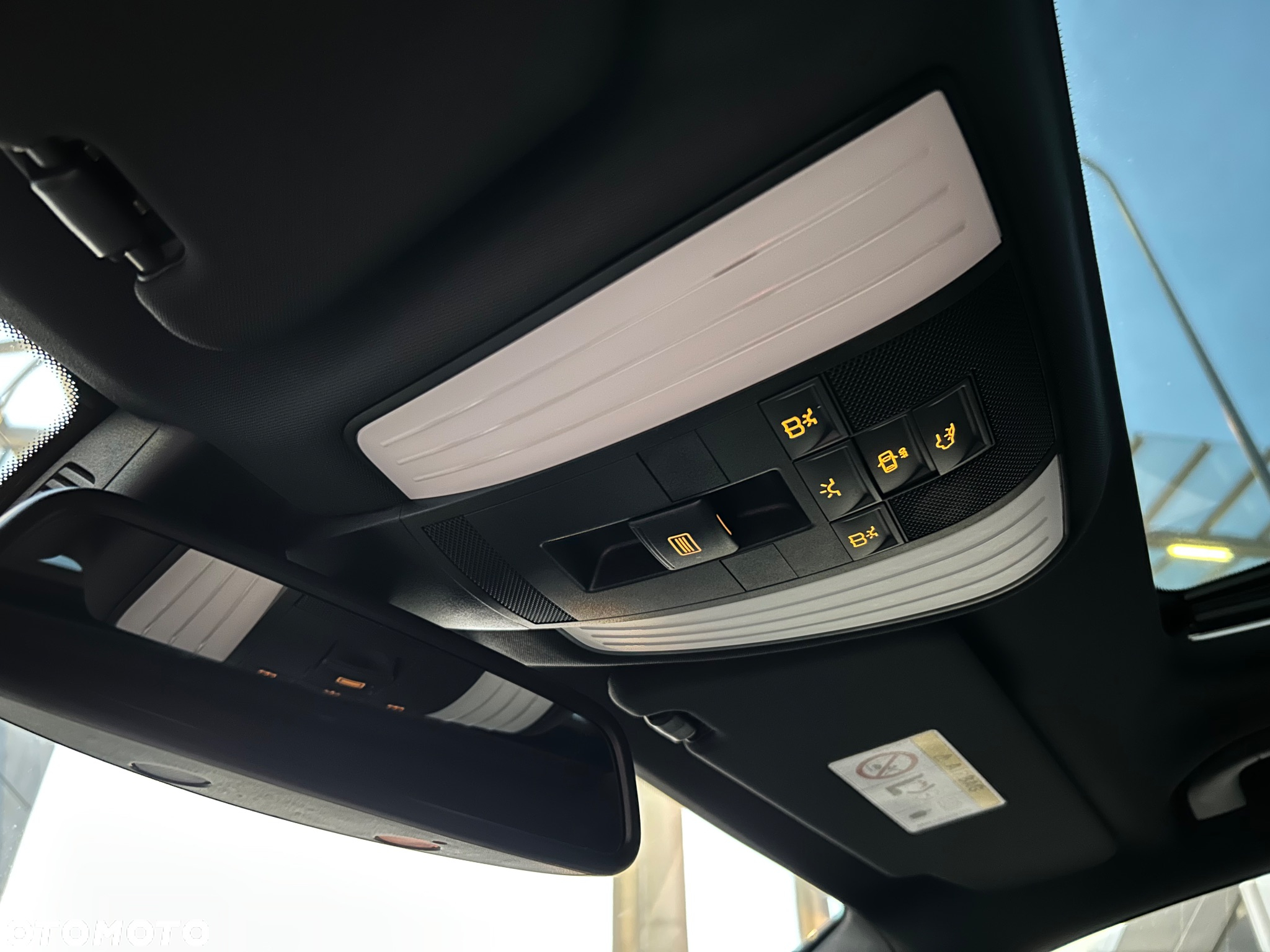 Mercedes-Benz Klasa E 250 BlueTEC 4-Matic Avantgarde - 22