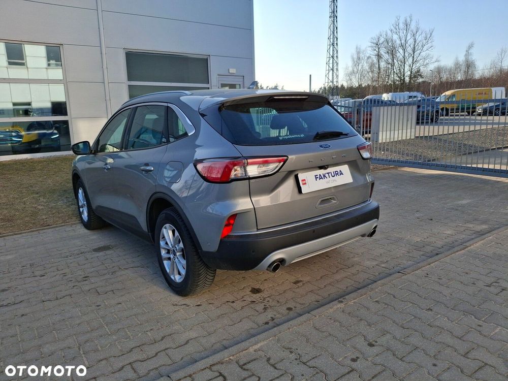 Ford Kuga - 4