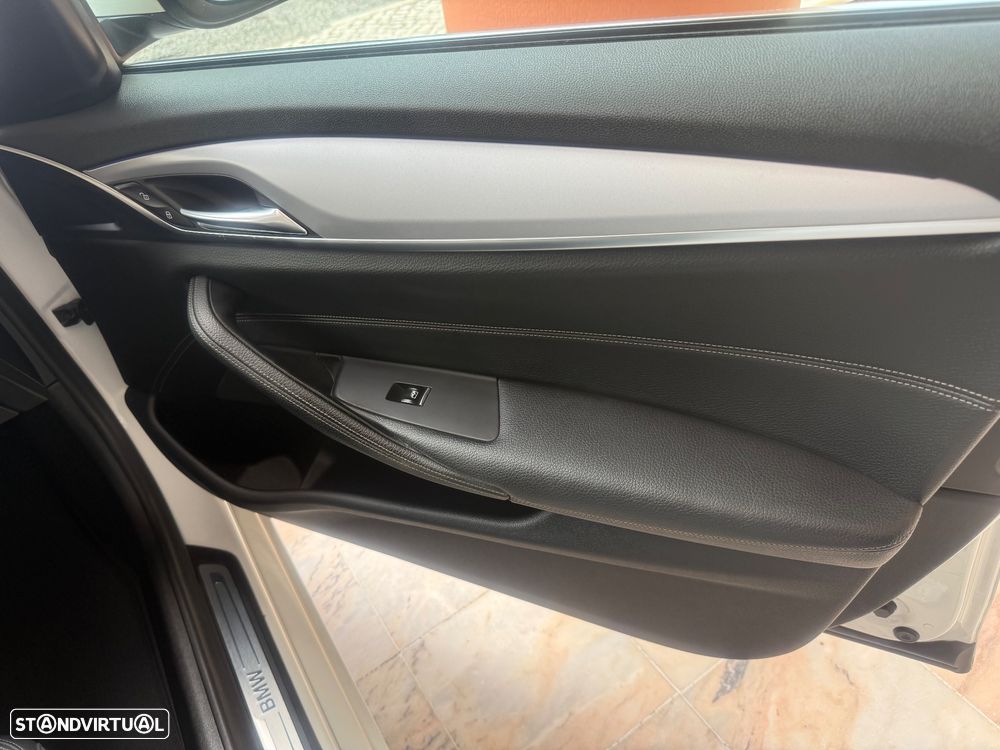 BMW 520 d Line Luxury Auto - 45