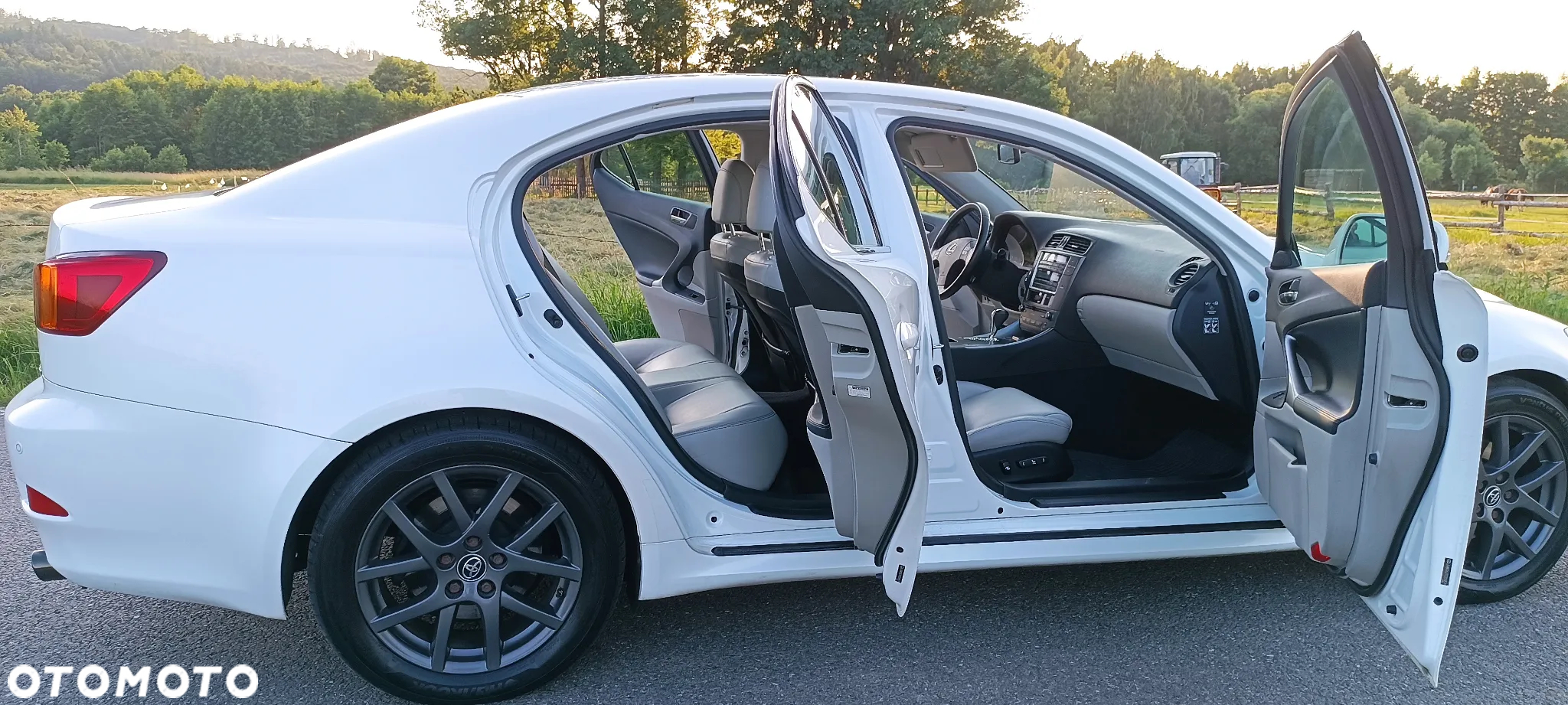 Lexus IS 250 Prestige - 8