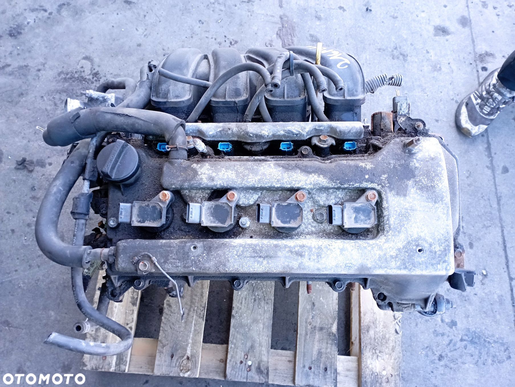 SILNIK 3ZZ-FE

 TOYOTA
 COROLLA VERSO II E12 - 1