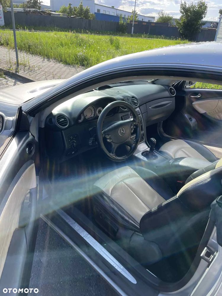 Mercedes-Benz CLK 270 CDI Avantgarde - 17