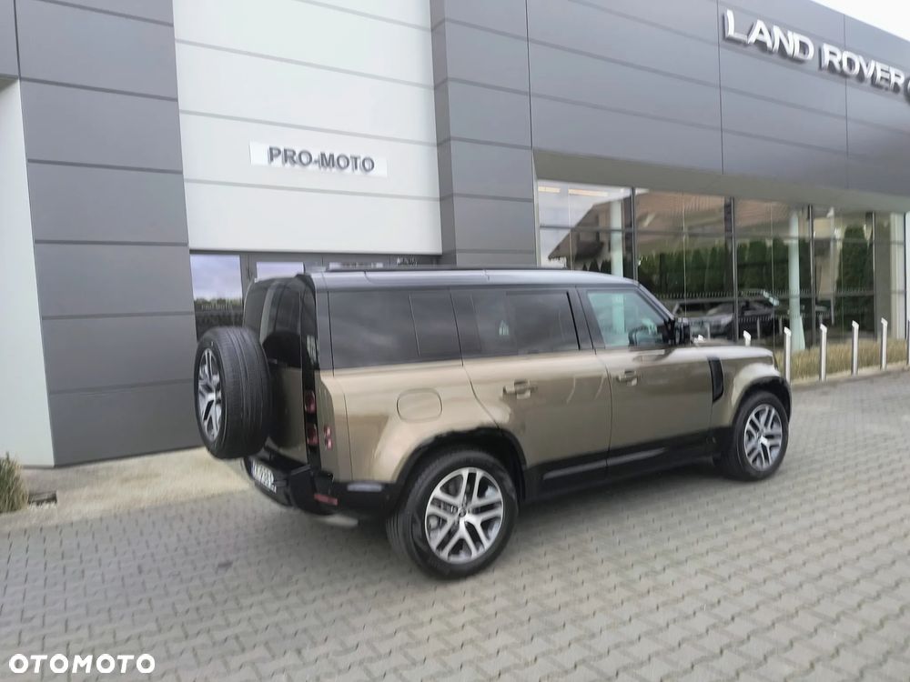 Land Rover Defender - 6
