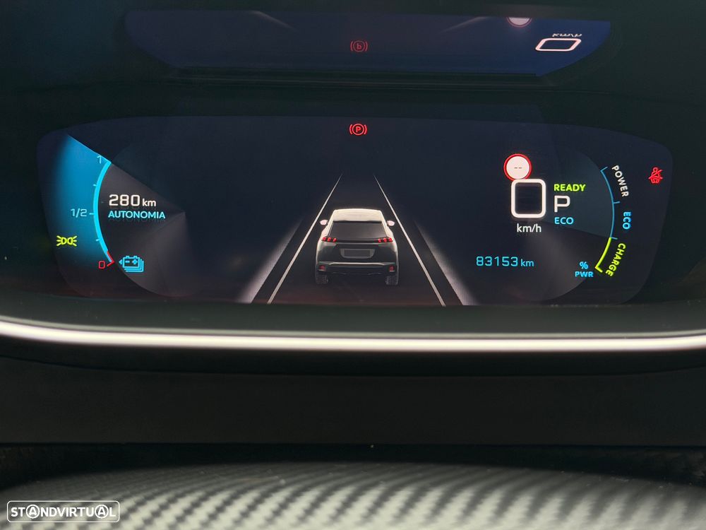 Peugeot e-2008 GT Pack - 11