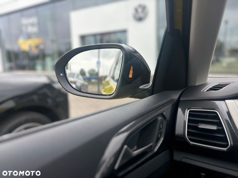 Volkswagen T-Cross 1.5 TSI ACT Style DSG - 17